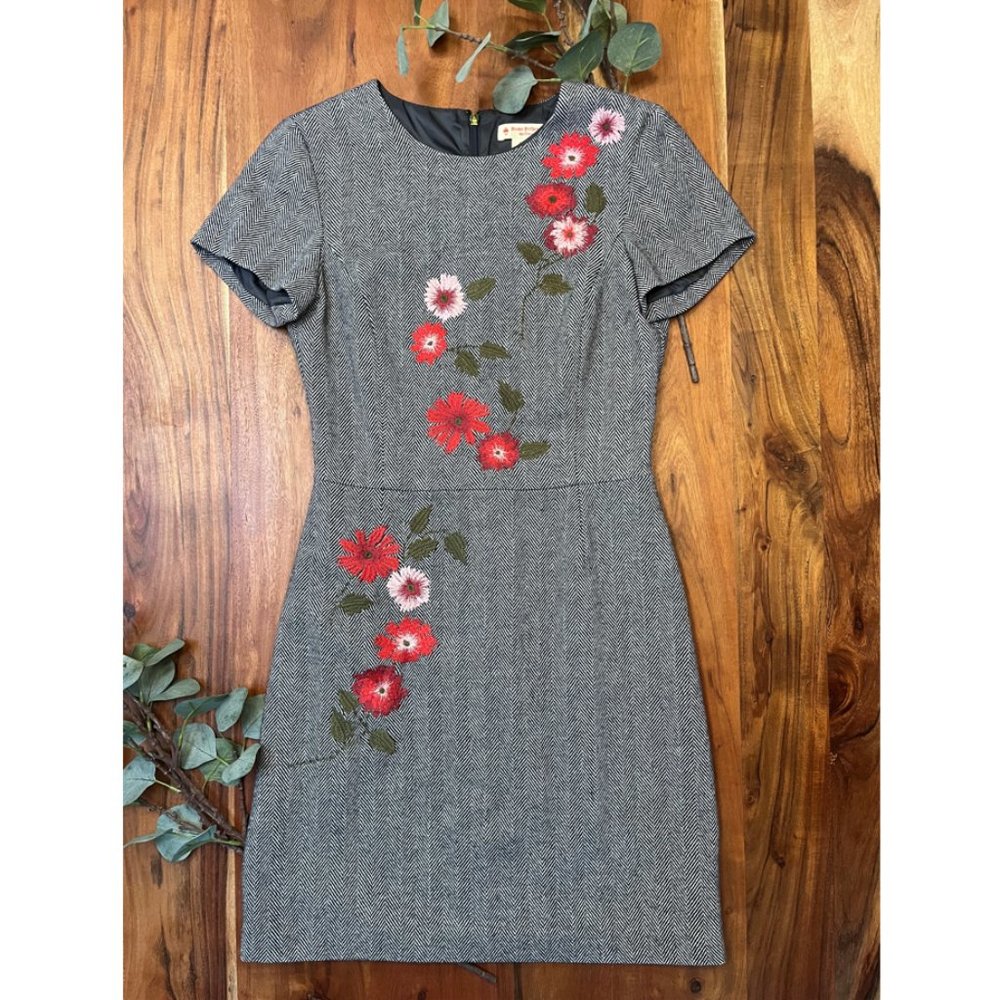 Brooks Brothers embroidered dress